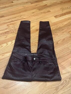 White House Black Market Women's Skinny Jeans in Deep Brown